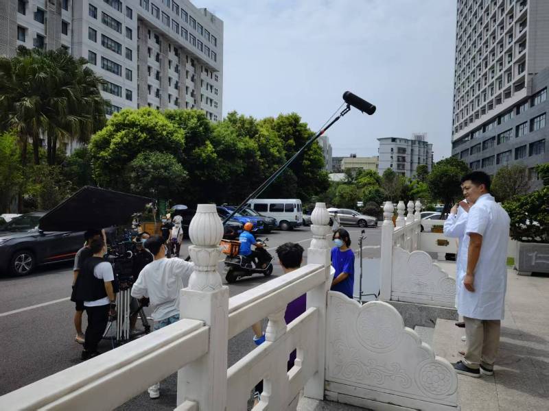 深圳广告片拍摄公司低成本实现高规格制作的诀窍